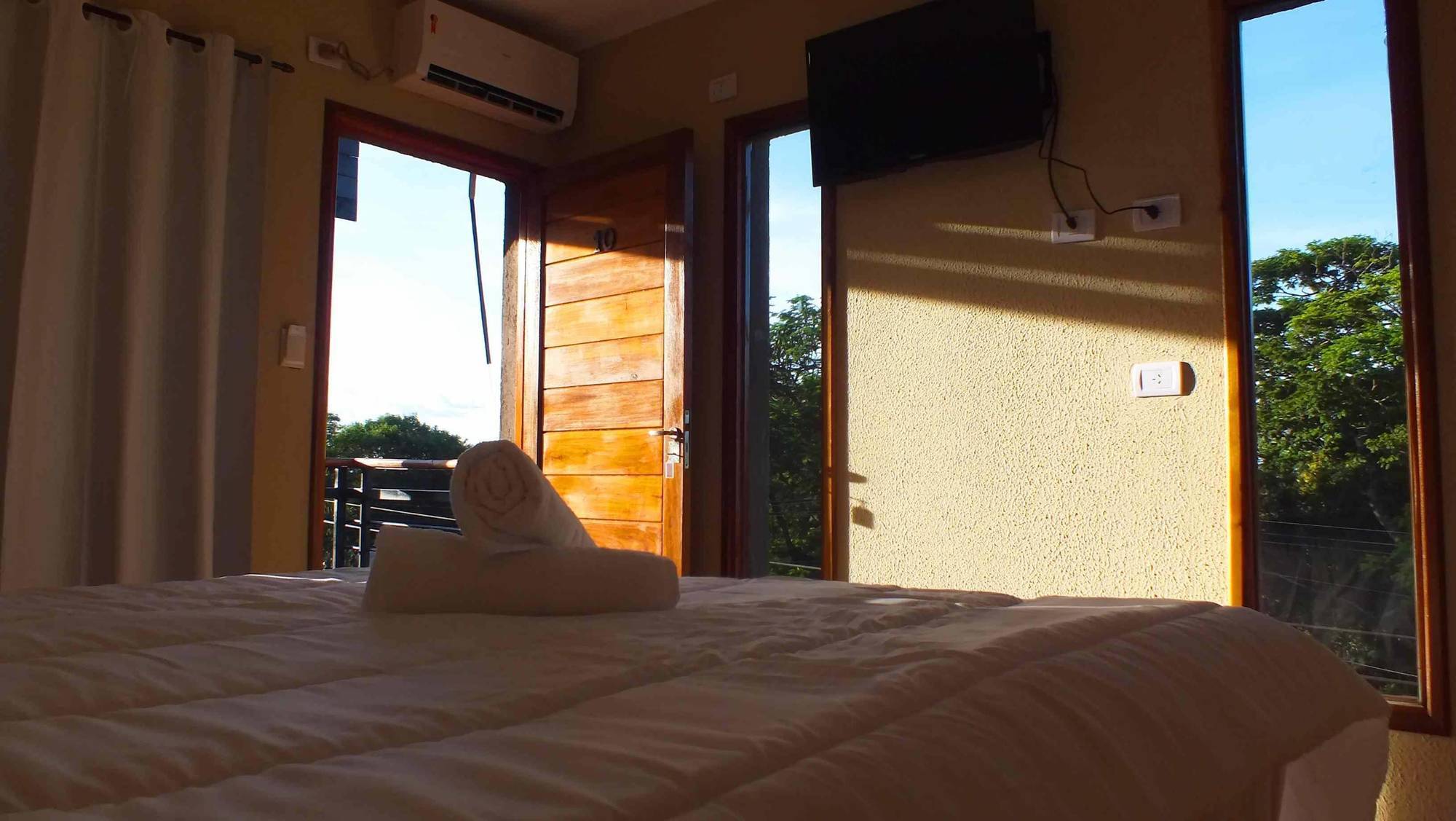 Iguazu Urban Hotel Express ปูแอร์โตอีกวาซู ภายนอก รูปภาพ